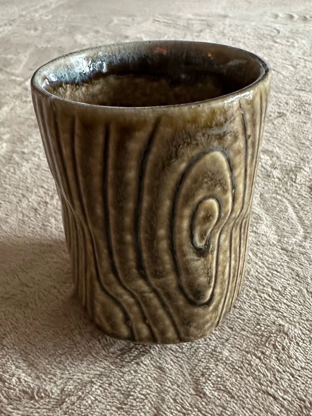 Studio Pottery Ceramic Cup Wood Grain Brown Green Glaze Cabin Mountains
